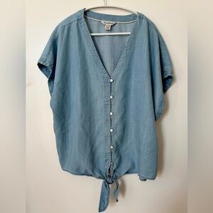 Tommy Bahama Light Blue Button-Down Shirt